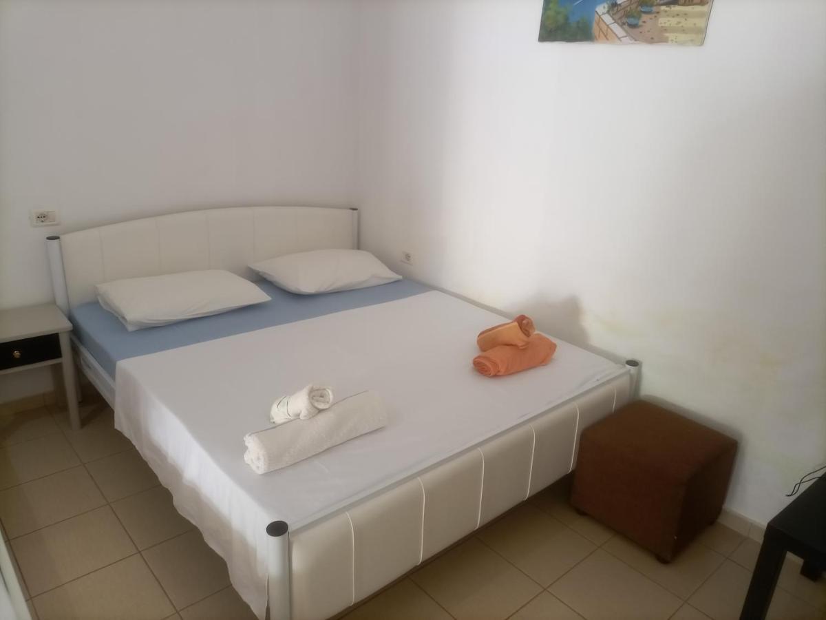 Baci Apartments Ксамил Экстерьер фото